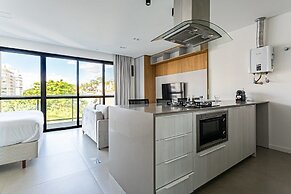 ZEE Studios a 200m da beira-mar norte