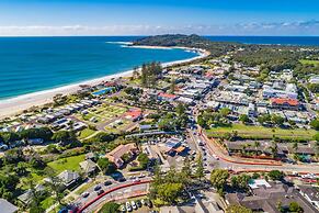 Bayside Court Apartments