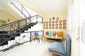 Pratisarawirya Guesthouse by ecommerceloka