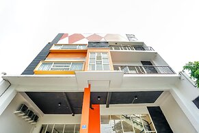 Pratisarawirya Guesthouse by ecommerceloka