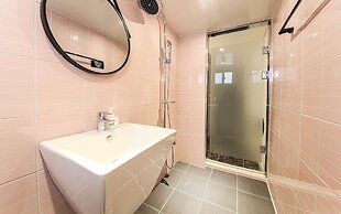 Busan Seomyeon Business Hotel J7