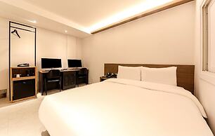 Busan Seomyeon Business Hotel J7
