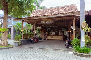 Hotel Mahkota Plengkung