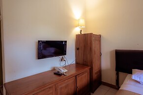 Hotel Mahkota Plengkung