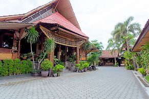 Hotel Mahkota Plengkung