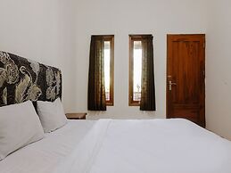 Hotel Mahkota Plengkung