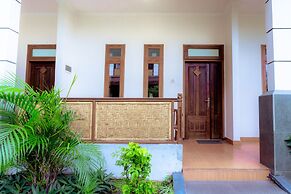 Hotel Mahkota Plengkung