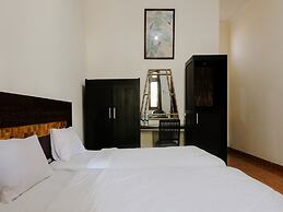 Hotel Mahkota Plengkung