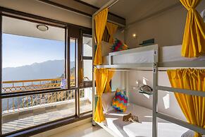goSTOPS Mussoorie Picture Palace - Hostel