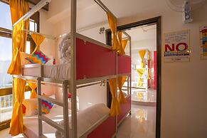 goSTOPS Mussoorie Picture Palace - Hostel