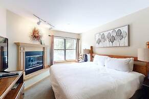 3 Bedroom Ski in Condo Only One Block From Historic Downtown, Shopping