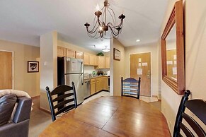 3 Bedroom Ski in Condo Only One Block From Historic Downtown, Shopping