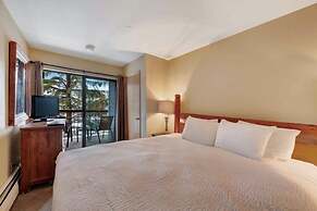 3 Bedroom Ski in Condo Only One Block From Historic Downtown, Shopping
