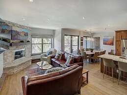 4 Bedroom Ski in Condo Only One Block From Historic Downtown, Shopping