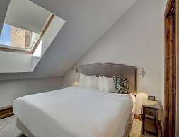 4 Bedroom Ski in Condo Only One Block From Historic Downtown, Shopping