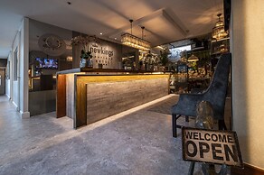 Newkings Boutique Hotel