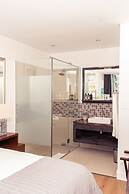 Newkings Boutique Hotel