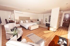 Newkings Boutique Hotel