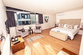 Newkings Boutique Hotel