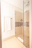 Newkings Boutique Hotel