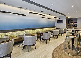 SpringHill Suites by Marriott Chicago Chinatown