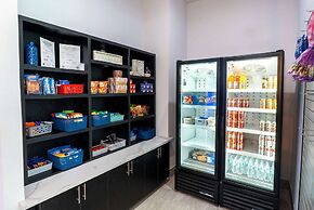 La Quinta Inn & Suites by Wyndham Corpus Christi Southeast