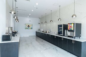 La Quinta Inn & Suites by Wyndham Corpus Christi Southeast