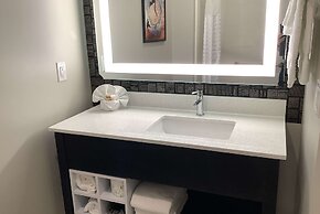 La Quinta Inn & Suites by Wyndham Corpus Christi Southeast