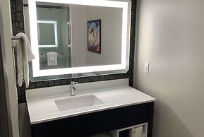 La Quinta Inn & Suites by Wyndham Corpus Christi Southeast