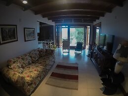 Cabana à Beira D'água Linda Vista