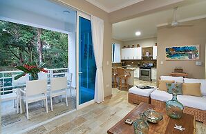 Playa Laguna Beach Condos