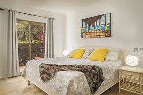 Playa Laguna Beach Condos