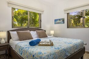 Playa Laguna Beach Condos