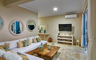 Playa Laguna Beach Condos