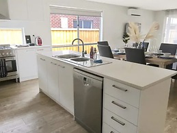 New Torquay Beaches Deakin Uni Hospitals