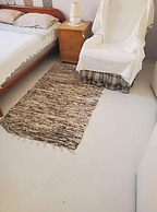 Cozy Demi Suite In Friendly House