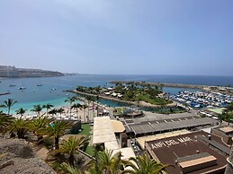 Sunset Balcony With Ocean Views and Pool Access