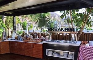 Sunset Balcony With Ocean Views and Pool Access