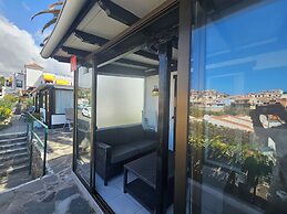 Central Apartment With Sea Views