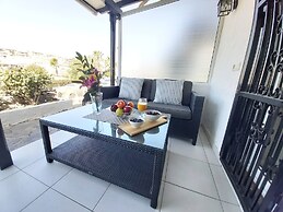 Central Apartment With Sea Views