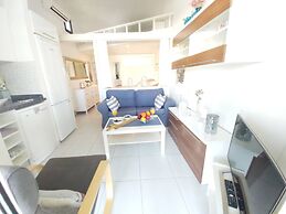 Central Apartment With Sea Views