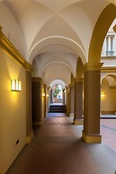 Beautiful Roman Apartment Next To Trevi Fountain