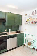 Beautiful Roman Apartment Next To Trevi Fountain