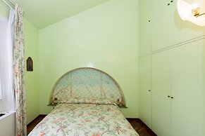 Beautiful Roman Apartment Next To Trevi Fountain