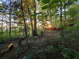 Smoky Mountain Lake View Cabin Bristol Tn