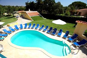 Outstanding Villa With Heated Pool