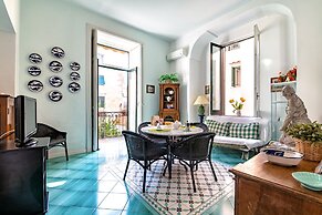 Upscale Central Amalfi Apartment In 19th-century Building