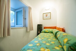 Upscale Central Amalfi Apartment In 19th-century Building