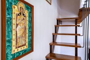 Upscale Central Amalfi Apartment In 19th-century Building