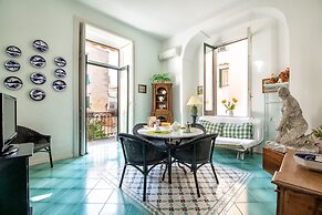 Upscale Central Amalfi Apartment In 19th-century Building